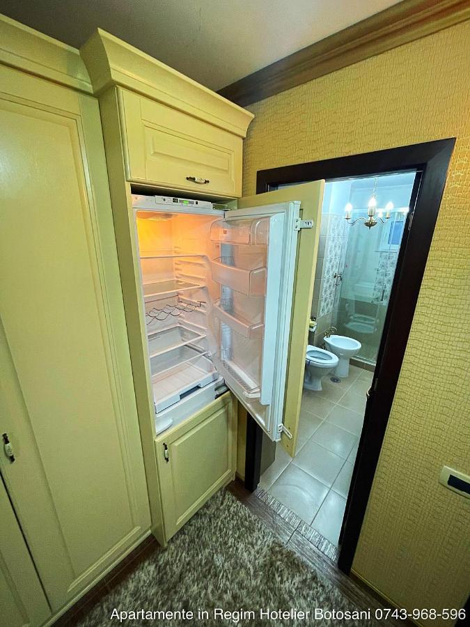 Apartament De Lux Zona 0 Botosani 2 Camere ภายนอก รูปภาพ